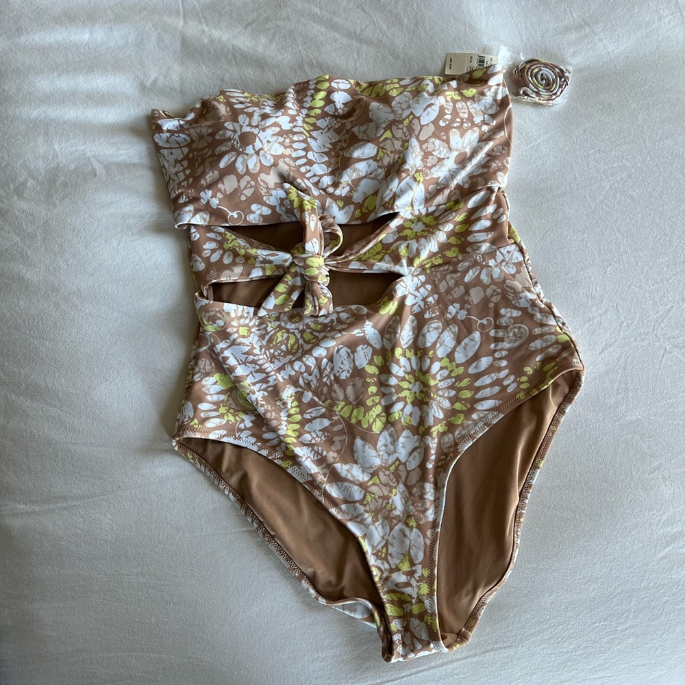 New W/ tags Aerie Swim Suit XL